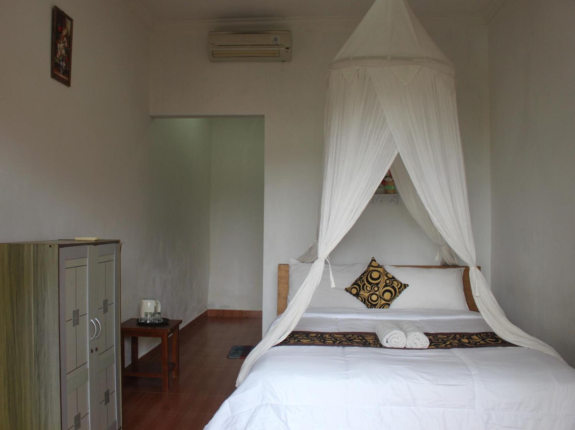 Kusuma Abiakta Sea Side Lembongan Hotel Luaran gambar